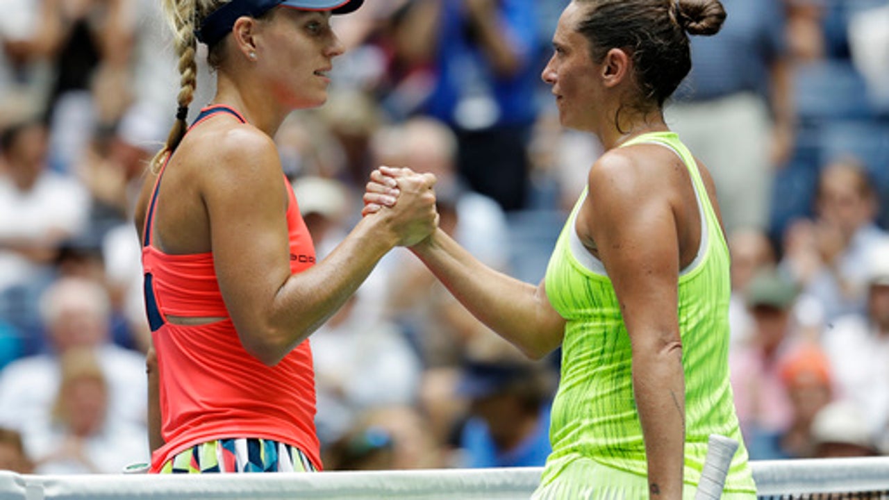 Kerber puts aside jet, deficit to top Vinci in US Open QFs